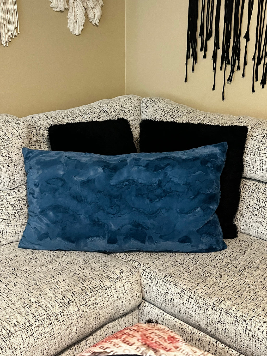 Poseidon Hide King Size Zippered Pillowcase & Cuddle Dreamz Pillow Insert