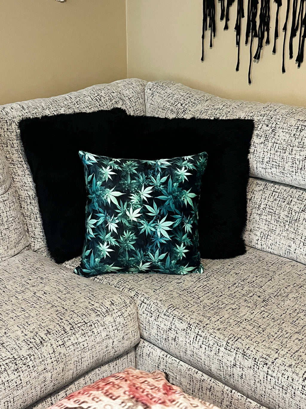 Reefer Leaves Zippered Pillowcase and Cuddle Dreamz Pillow Insert
